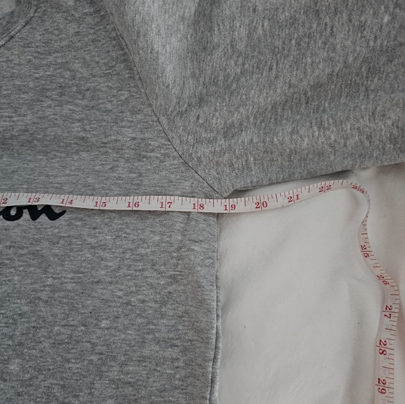 Champion Crewneck Fleece Sweatshirt (Boys XXL) - Picture 7 of 8